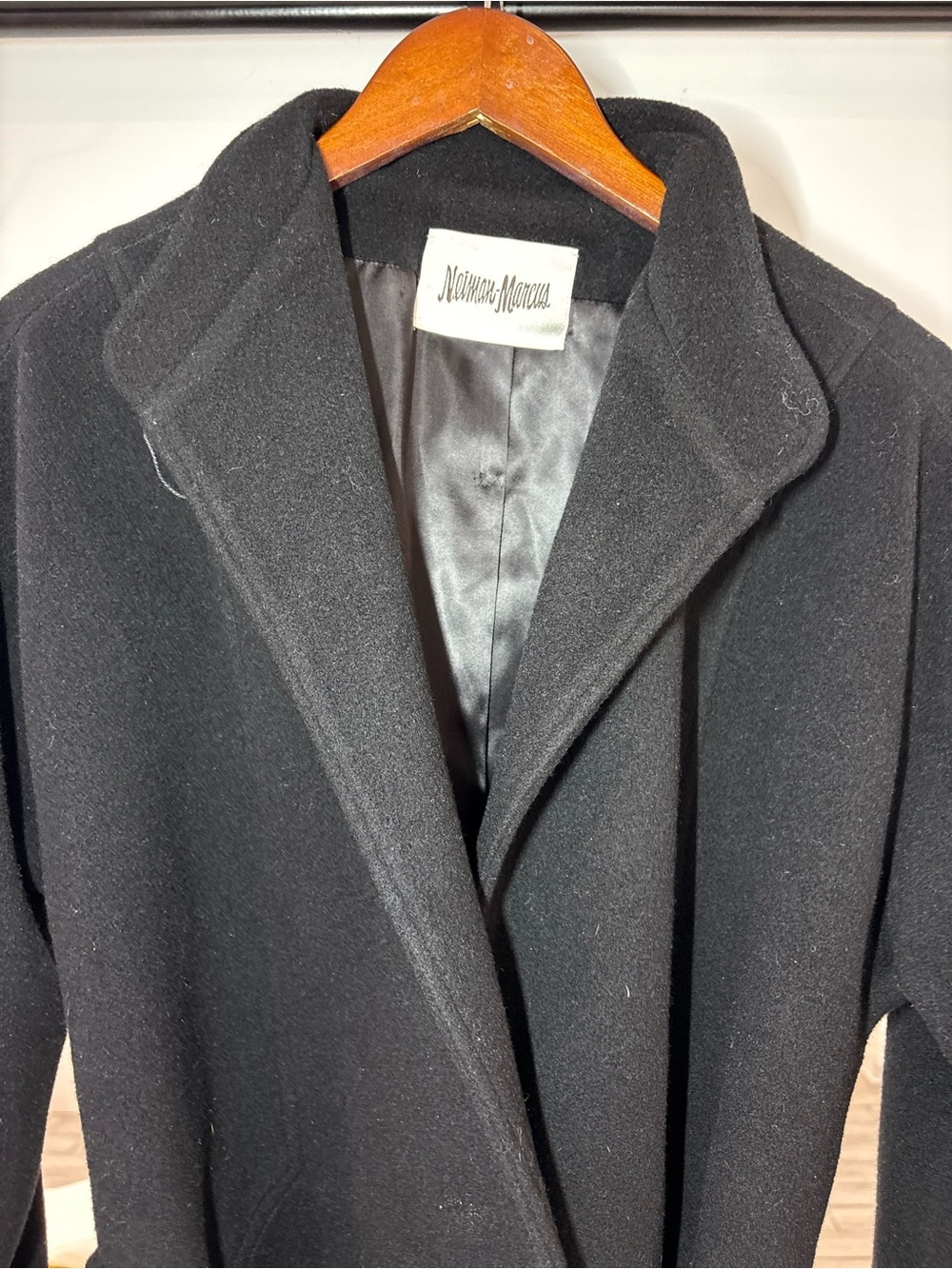 Vintage Neiman Marcus 100% Cashmere Black Long Overcoat Jacket Women’s Medium - Picture 3 of 12